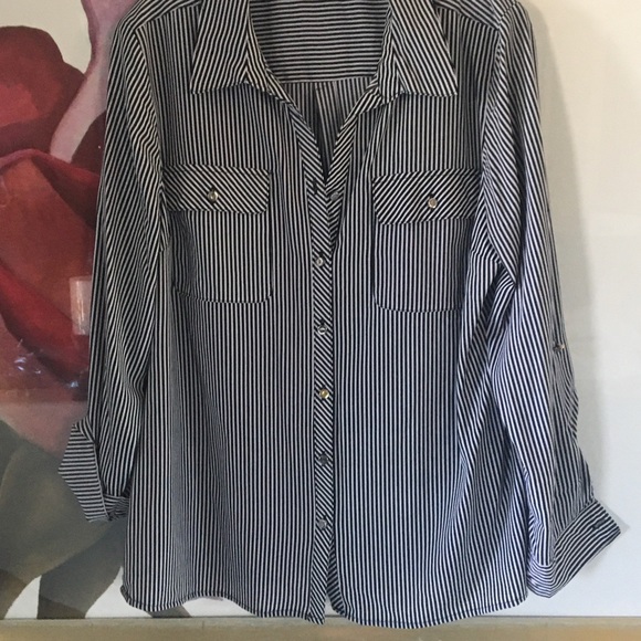 BeAUTiFuL Bl0uSe - Picture 8 of 12